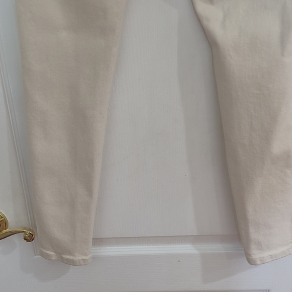 Zara Women's Cream Skinny Jeans - Picture 9 of 10
